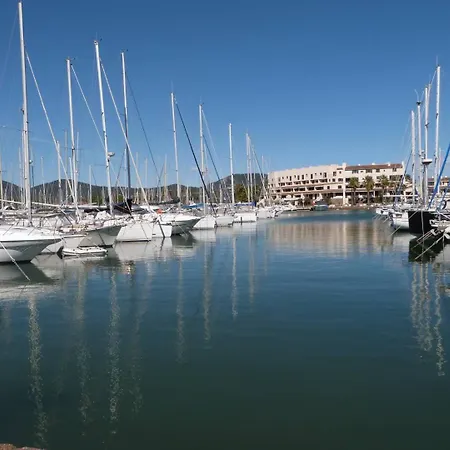 Marcogvoile - Golfe De Saint-tropez - Agreable T2 Avec Vue Sur La Marina *