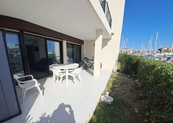 Marcogvoile - Golfe De Saint-tropez - Agreable T2 Avec Vue Sur La Marina